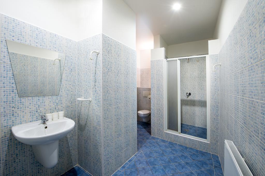 Hotel U lva Bílina Kamer foto